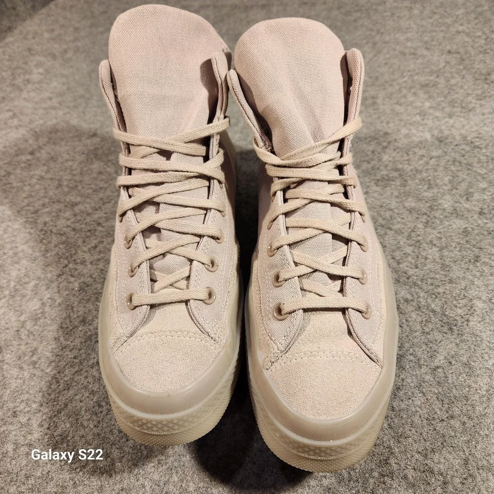 Converse Chuck Taylor All Star Shoes Mens Size 9 High Top Beige Canvas A04583C‎ - Picture 2 of 10